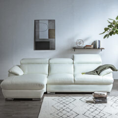 上質な本革を贅沢に使用したおすすめのカウチソファ