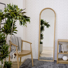 希少な高級木材！チーク材とおすすめの家具をご紹介します。