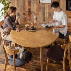 木の温もりを感じるナチュラルスタイルで寒さを和らげたい