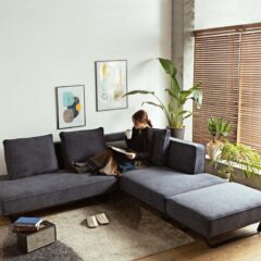 まるで高級ホテル!?オシャレなオットマンコーデ