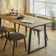 心地よさ溢れるカフェ風ダイニングインテリアの魅力